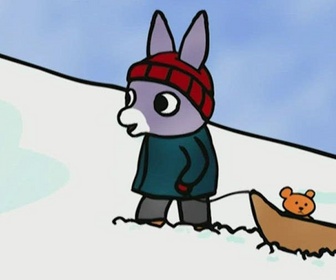 Trotro fait de la luge